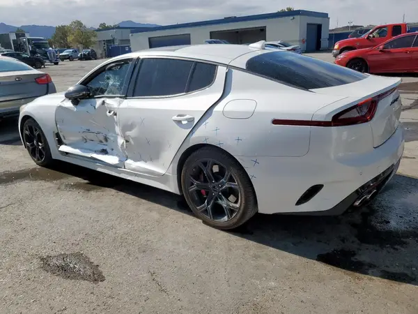 KNAE45LC8K6046086 2019 KIA STINGER - Image 2