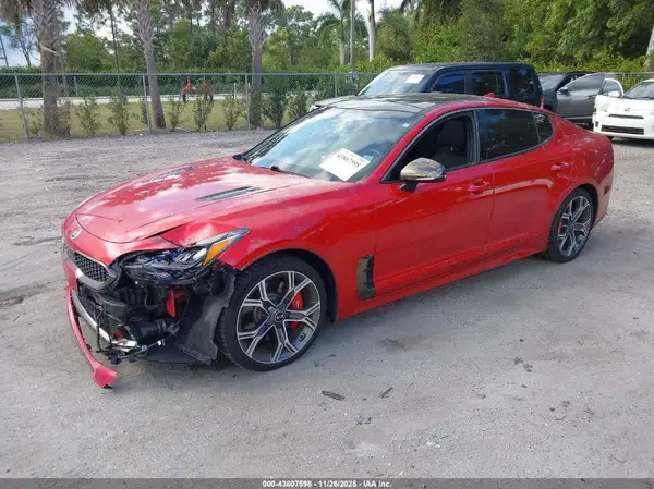 KNAE45LC8K6048226 2019 KIA STINGER - Image 2