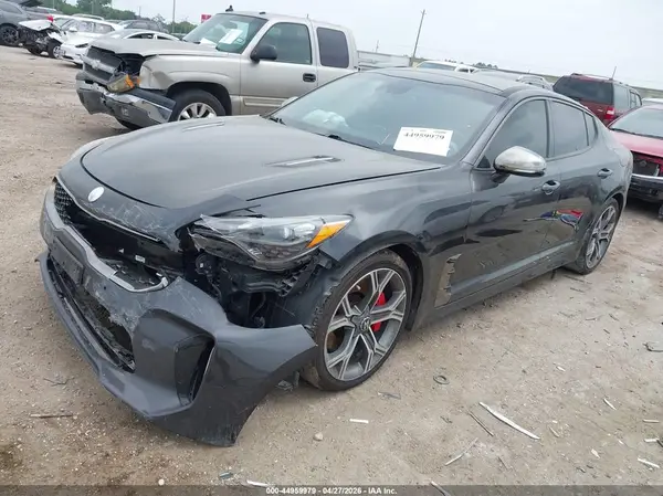 KNAE45LC8K6064085 2019 KIA STINGER - Image 2