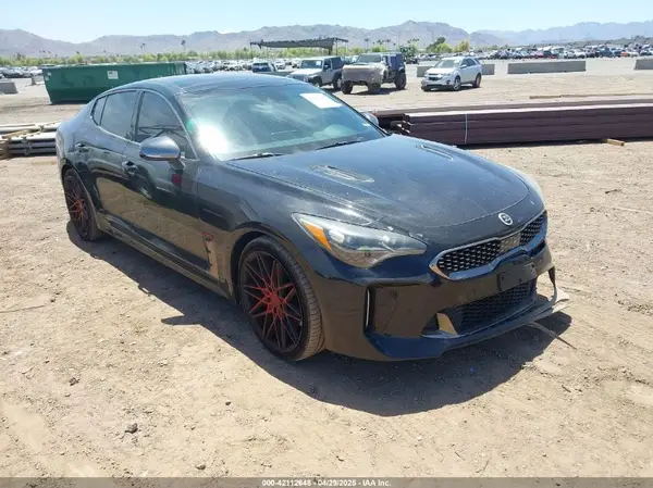 KNAE45LC9J6011538 2018 KIA STINGER - Image 1