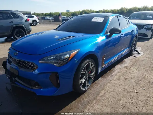 KNAE45LC9J6030591 2018 KIA STINGER - Image 2