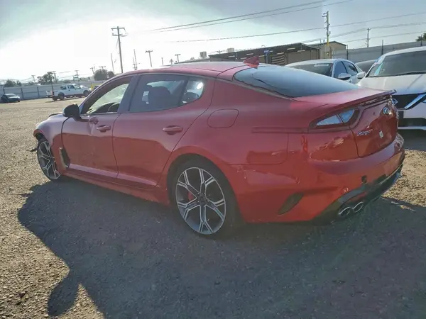 KNAE45LC9J6040330 2018 KIA STINGER - Image 2