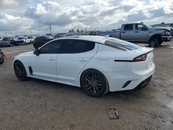 KNAE45LC9K6067903 2019 KIA STINGER - Image 2