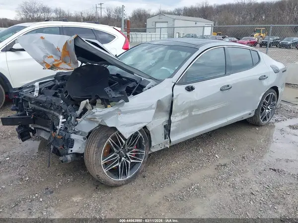 KNAE45LC9N6110589 2022 KIA STINGER - Image 2