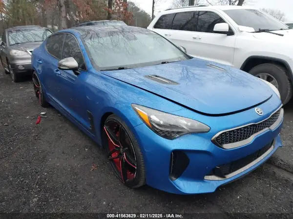KNAE45LCXJ6018532 2018 KIA STINGER - Image 1