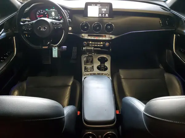 KNAE45LCXK6044369 2019 KIA STINGER - Image 8