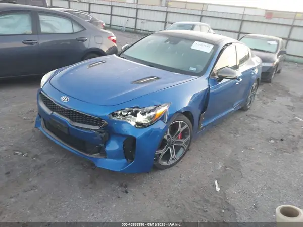 KNAE45LCXK6045375 2019 KIA STINGER - Image 2