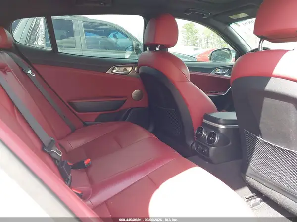 KNAE45LCXK6061463 2019 KIA STINGER - Image 8