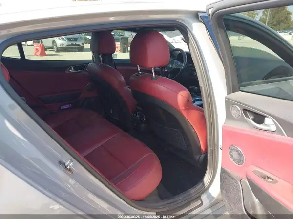 KNAE45LCXK6064007 2019 KIA STINGER - Image 8