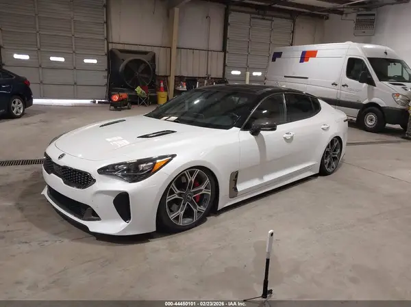 KNAE45LCXK6066162 2019 KIA STINGER - Image 2
