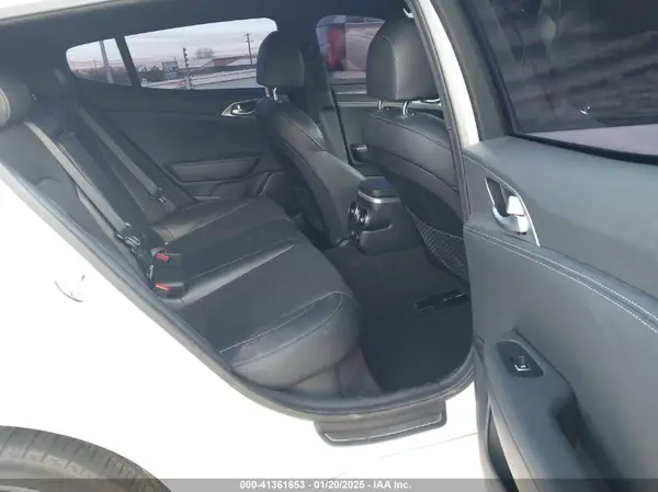 KNAE45LCXN6103862 2022 KIA STINGER - Image 8
