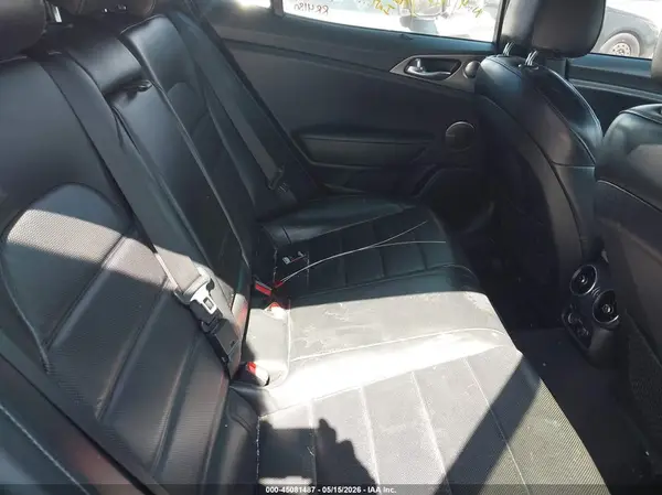 KNAE55LC0J6013868 2018 KIA STINGER - Image 8