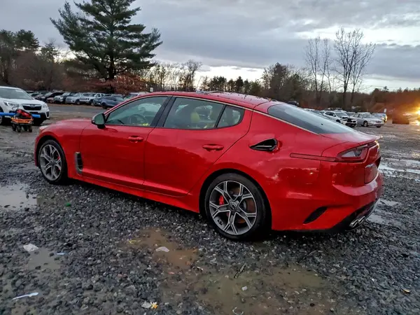 KNAE55LC0J6016379 2018 KIA STINGER - Image 2