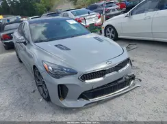 KNAE55LC0J6022201 2018 KIA STINGER