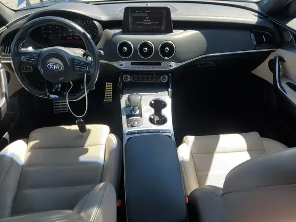KNAE55LC0J6022618 2018 KIA STINGER - Image 8