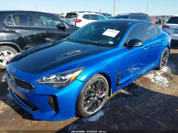 KNAE55LC0J6036793 2018 KIA STINGER - Image 2