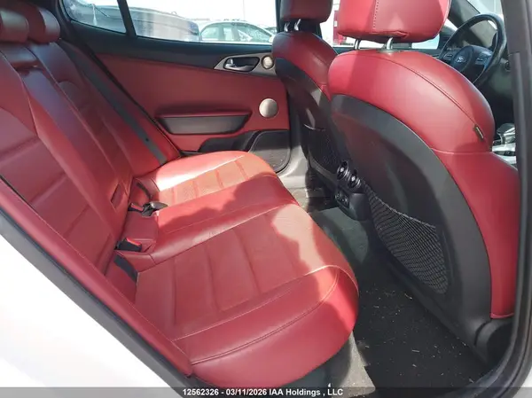 KNAE55LC0J6038723 2018 KIA STINGER - Image 8