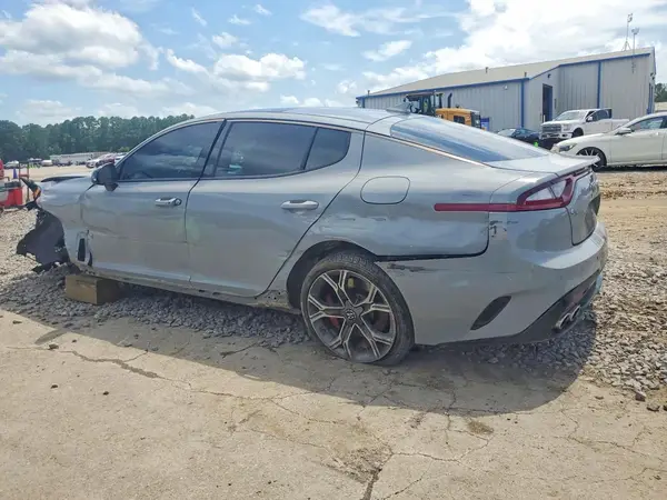 KNAE55LC0K6044233 2019 KIA STINGER - Image 2