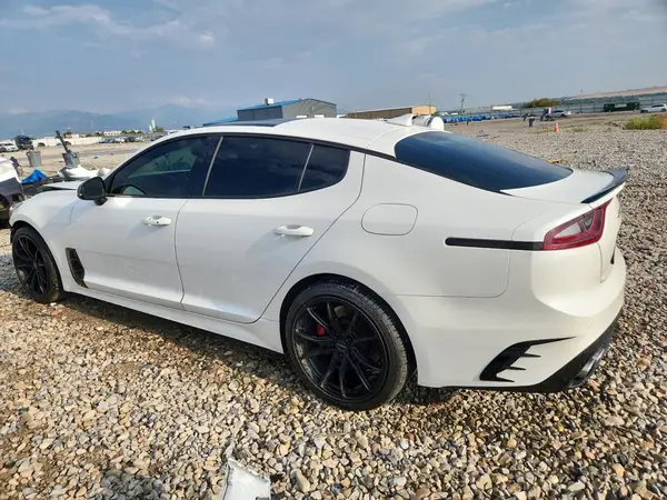 KNAE55LC0M6093032 2021 KIA STINGER - Image 2