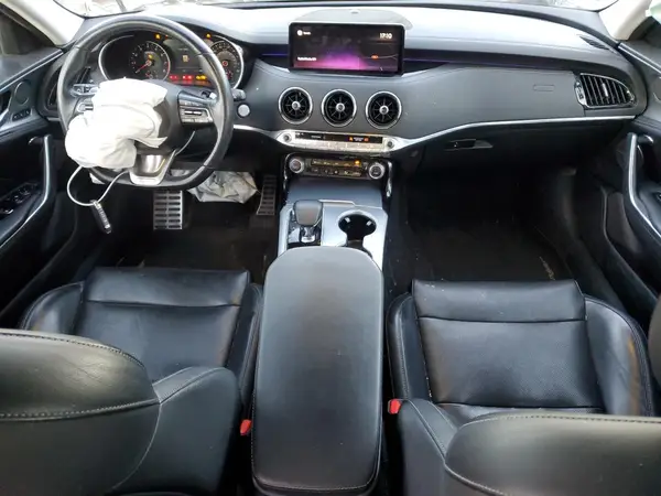 KNAE55LC0N6099785 2022 KIA STINGER - Image 8