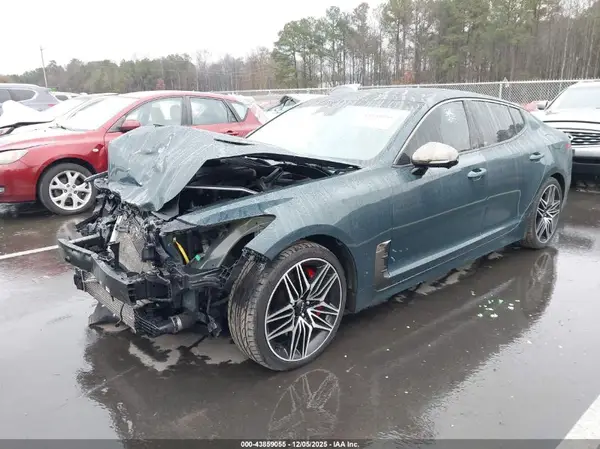 KNAE55LC0N6118982 2022 KIA STINGER - Image 2