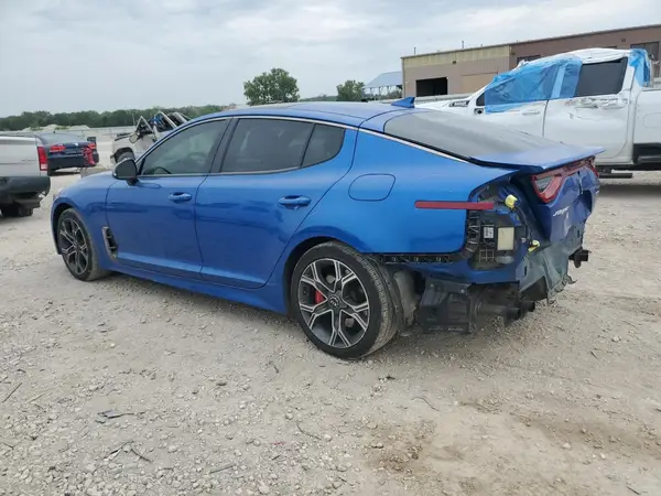 KNAE55LC1J6024071 2018 KIA STINGER - Image 2