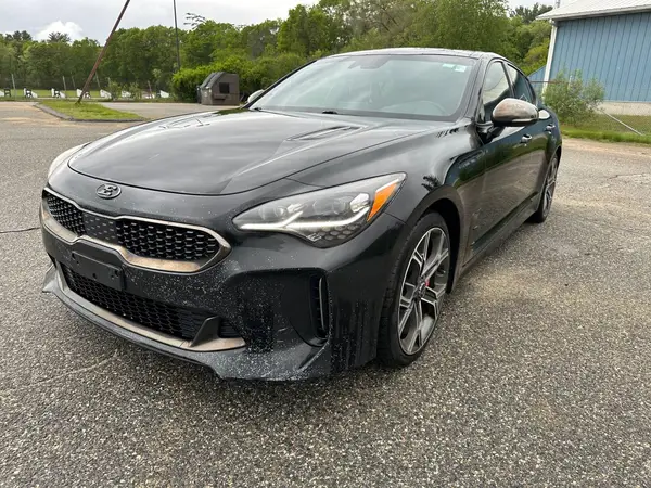 KNAE55LC1J6025365 2018 KIA STINGER - Image 1