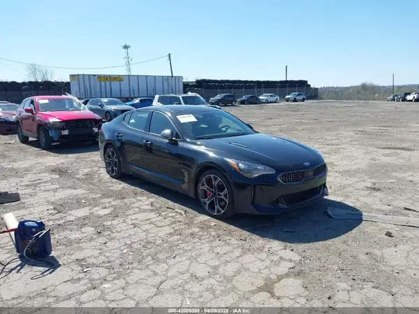 KNAE55LC1J6033756 2018 KIA STINGER - Image 1