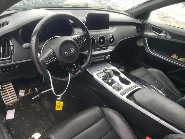 KNAE55LC1K6057864 2019 KIA STINGER - Image 8