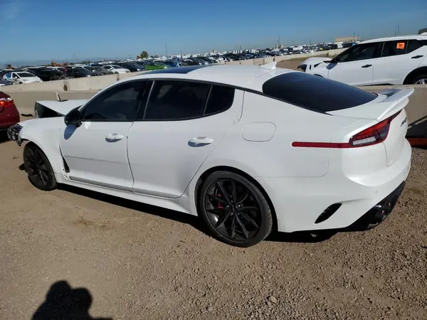 KNAE55LC1N6105044 2022 KIA STINGER - Image 2
