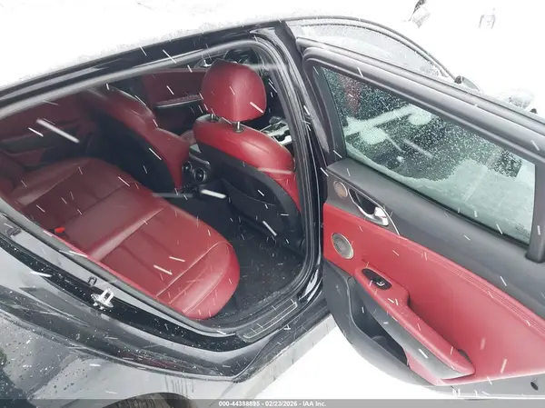 KNAE55LC2J6017193 2018 KIA STINGER - Image 8