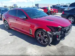 KNAE55LC2J6019963 2018 KIA STINGER