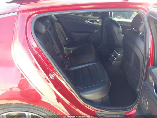 KNAE55LC2J6019963 2018 KIA STINGER - Image 8