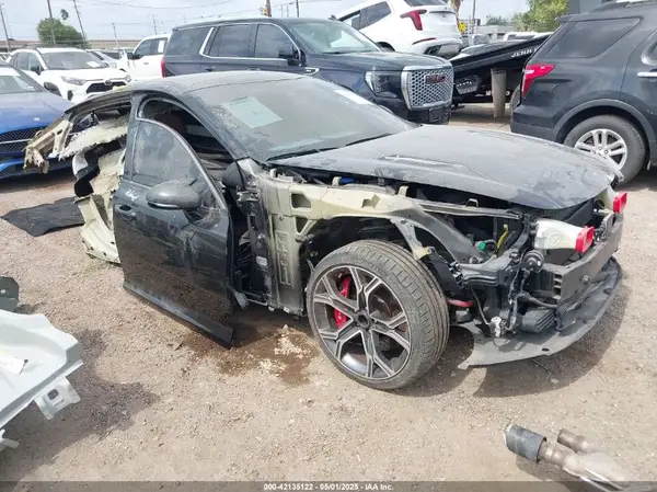KNAE55LC2J6023690 2018 KIA STINGER - Image 1