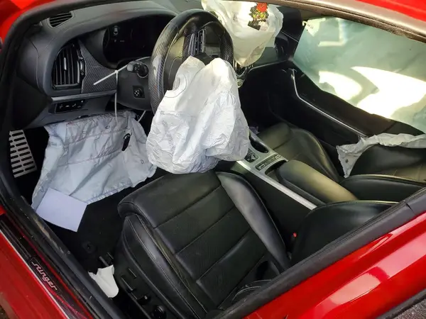 KNAE55LC2J6025553 2018 KIA STINGER - Image 8