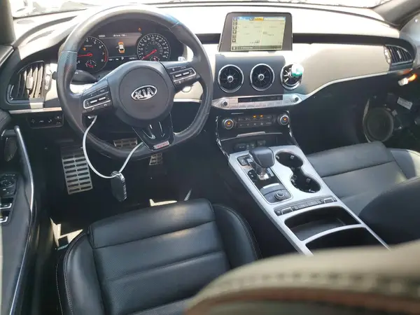 KNAE55LC2J6035113 2018 KIA STINGER - Image 8