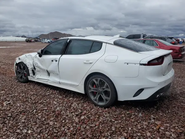 KNAE55LC2K6042774 2019 KIA STINGER - Image 2