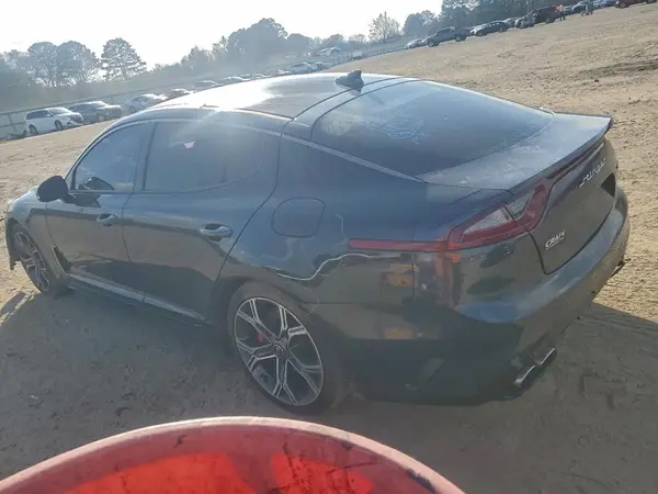KNAE55LC2K6048686 2019 KIA STINGER - Image 2