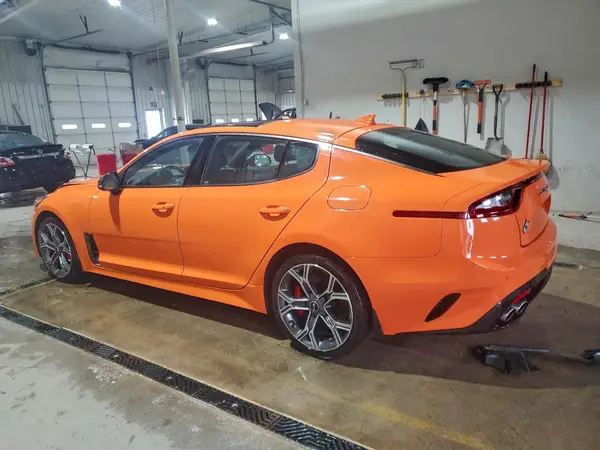 KNAE55LC2L6075422 2020 KIA STINGER - Image 2