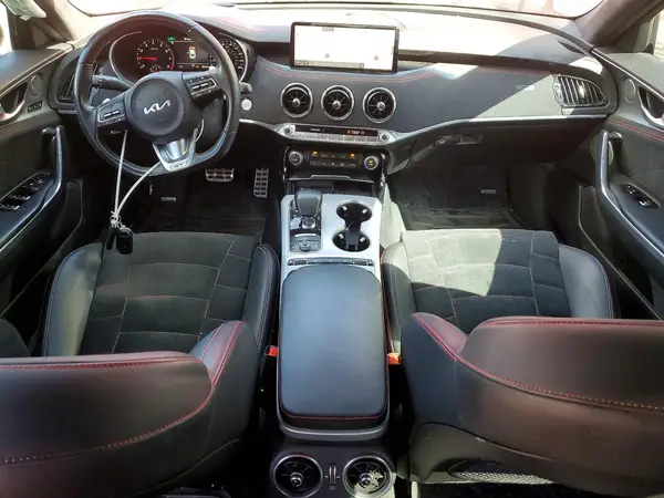 KNAE55LC2P6132417 2023 KIA STINGER - Image 8