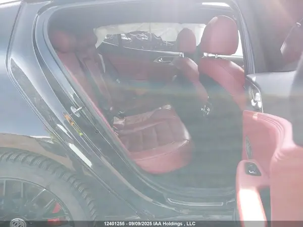 KNAE55LC3J6010835 2018 KIA STINGER - Image 8