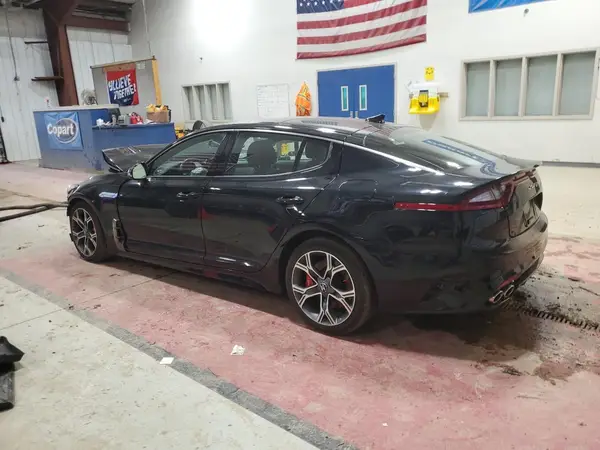KNAE55LC3J6015694 2018 KIA STINGER - Image 2