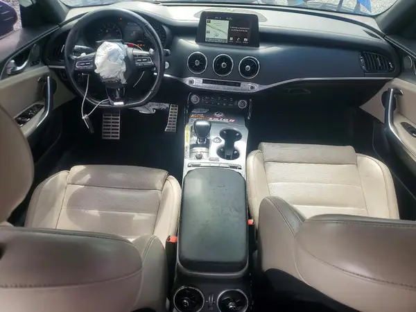 KNAE55LC3J6017395 2018 KIA STINGER - Image 8