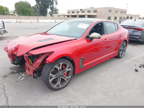 KNAE55LC3J6017817 2018 KIA STINGER - Image 2