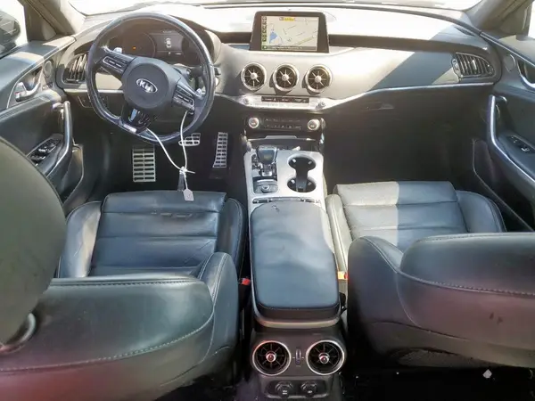 KNAE55LC3J6018031 2018 KIA STINGER - Image 8