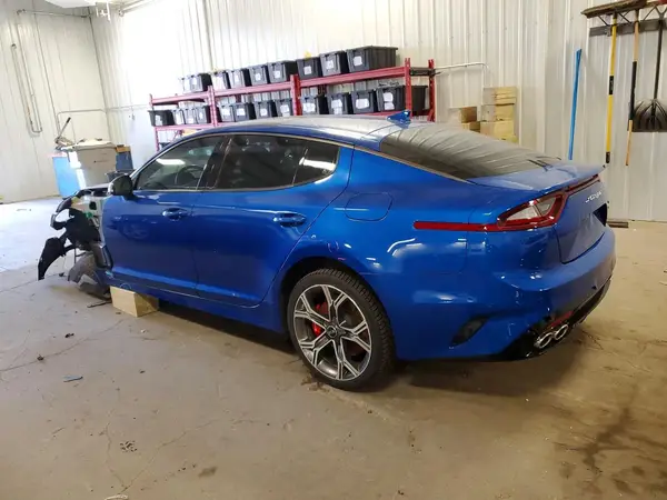 KNAE55LC3J6034472 2018 KIA STINGER - Image 2