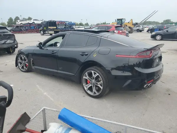 KNAE55LC3J6038361 2018 KIA STINGER - Image 2