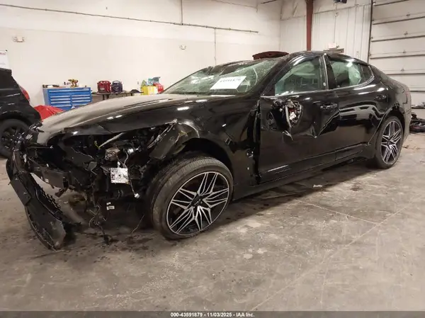 KNAE55LC3N6103960 2022 KIA STINGER - Image 2