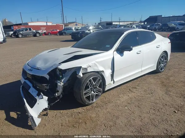 KNAE55LC3P6127310 2023 KIA STINGER - Image 2
