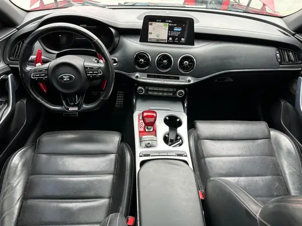 KNAE55LC4J6016126 2018 KIA STINGER - Image 8
